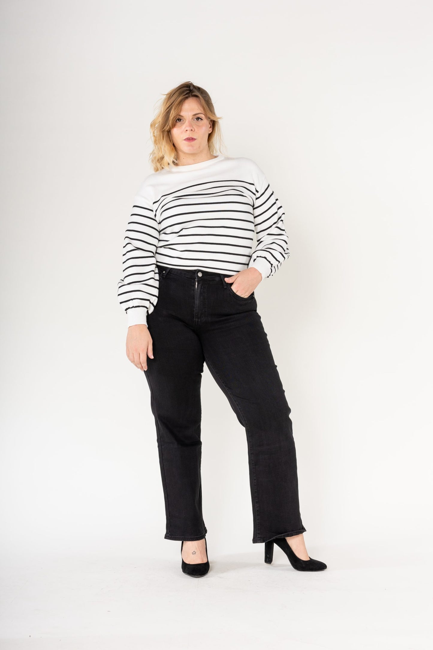 Wholesale High Waisted Stretch Flared Jeans Black