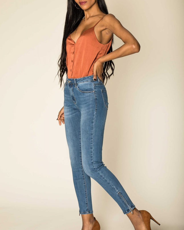 Wholesale blue zipped jeans