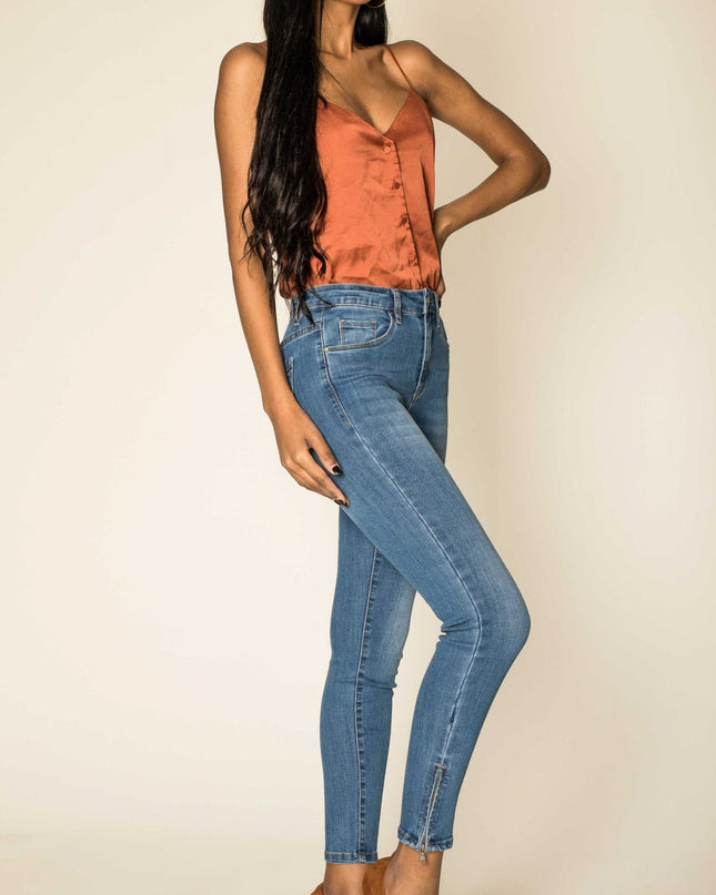 Wholesale blue zipped jeans