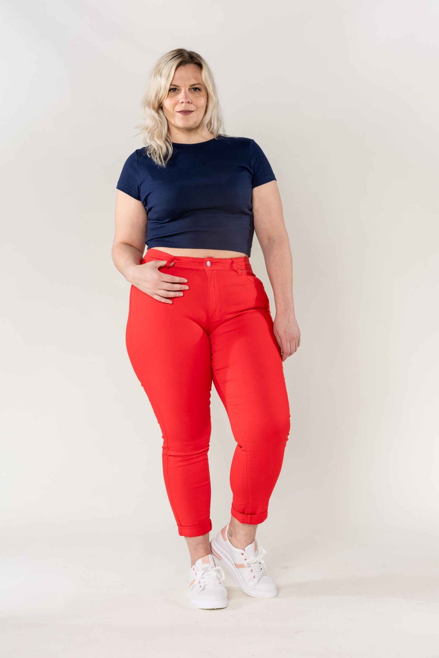 Wholesale Red High Waist Plus Size Slim Jeans