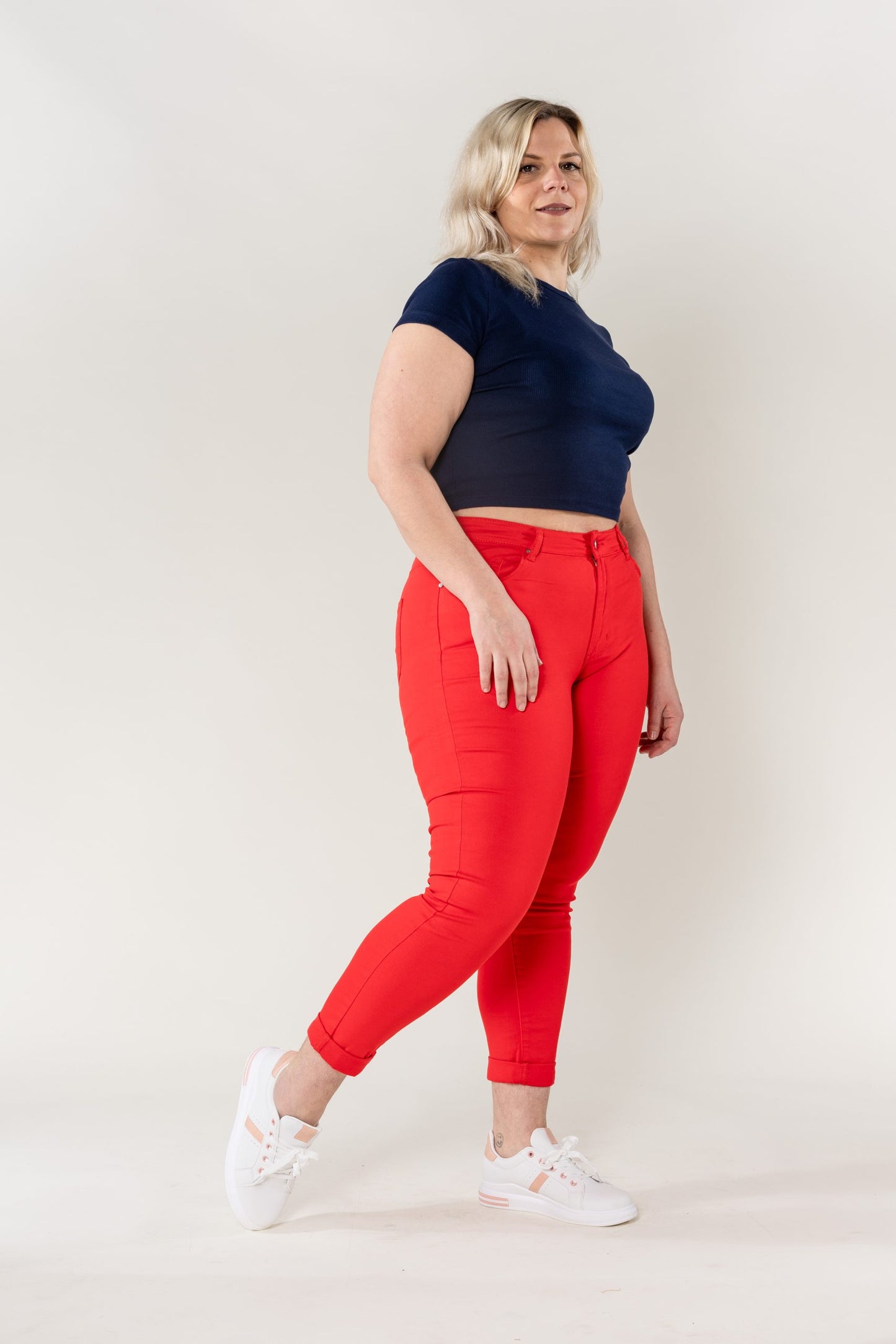 Wholesale Red High Waist Plus Size Slim Jeans