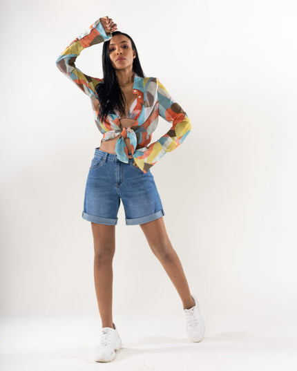 Wholesale Feded Blue Mid-Thigh Denim Shorts