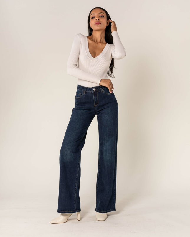 https://ninacarterpro.com/wp-content/uploads/2023/08/P211-2c-scaled.jpg