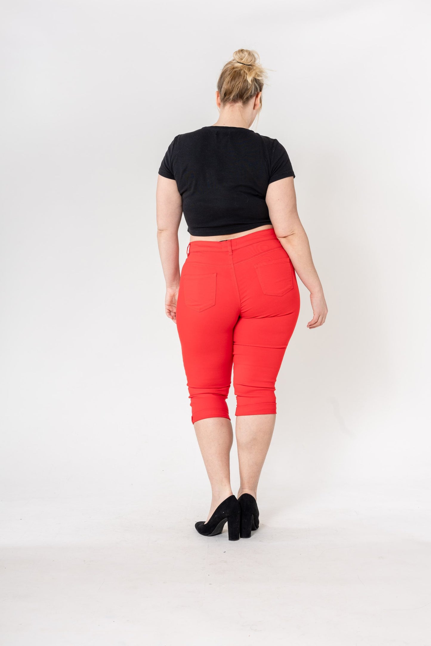 Wholesale Capri Plus Size Pants Shorts Red