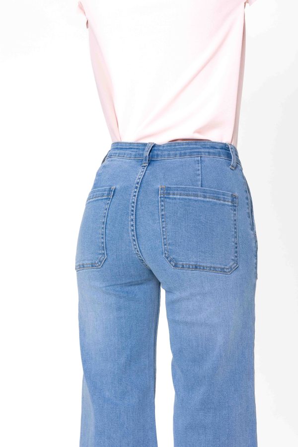 Wholesale White High Waisted Jeans Flare Frayed Bottom leg light blue