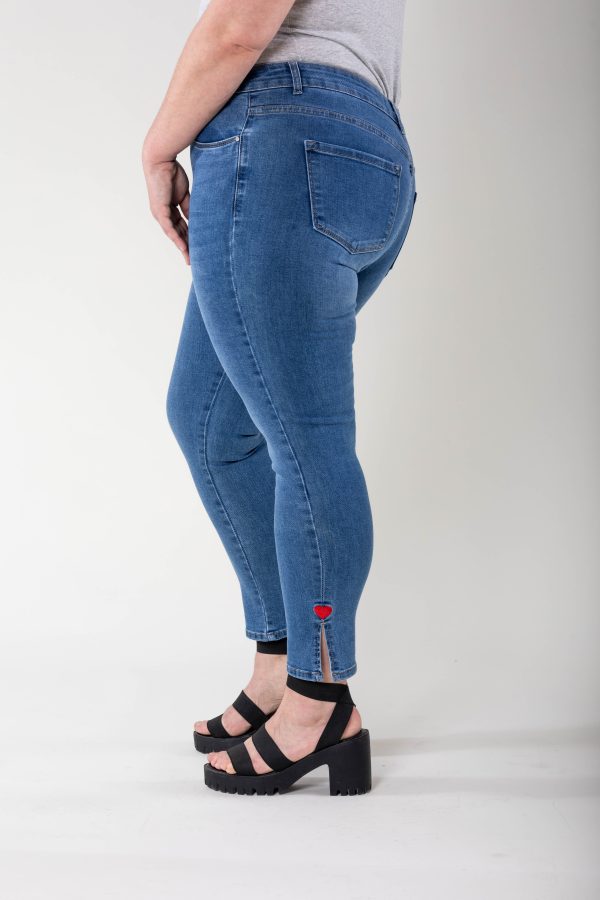 Wholesale Split Jeans Heart Embroidery Blue