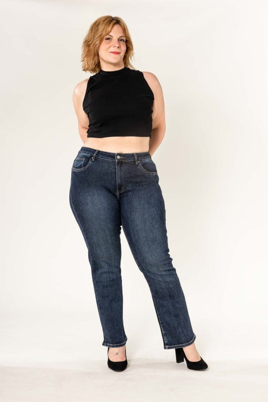 Whoesale High-Rise Stretch Straight Jeans Plus-Size Regular Waist Multiple Colours