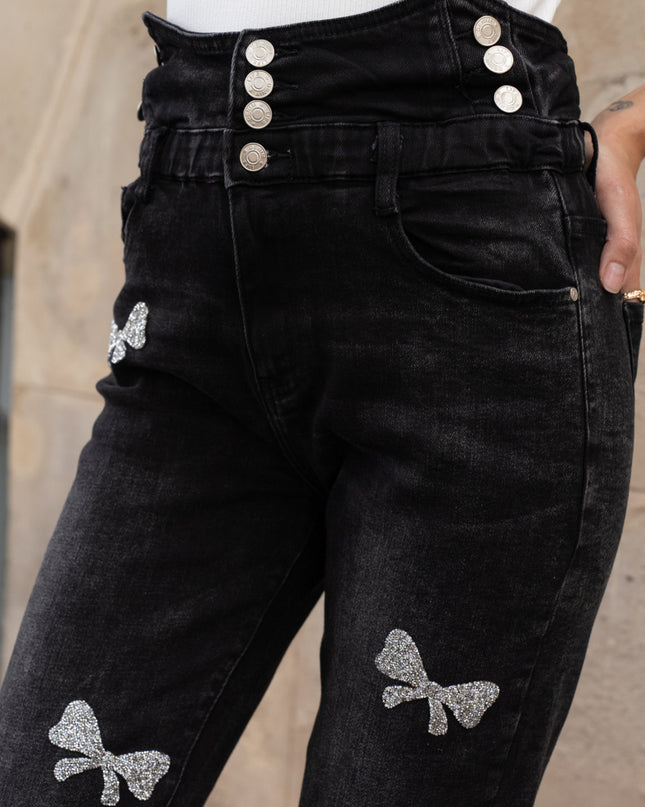High-Waist Stretch Buttoned Baggy Jeans with Elastic Waistband and Embellishments