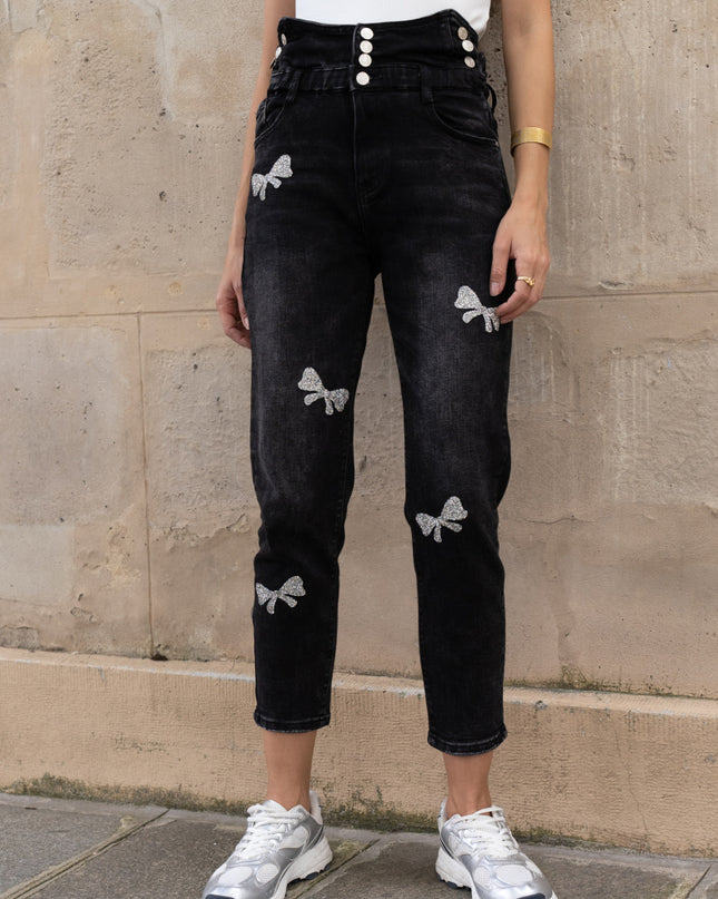 High-Waist Stretch Buttoned Baggy Jeans with Elastic Waistband and Embellishments