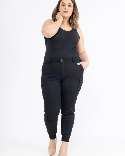 Women's Straight Cargo Jeans with Multiple Pockets and Stretch