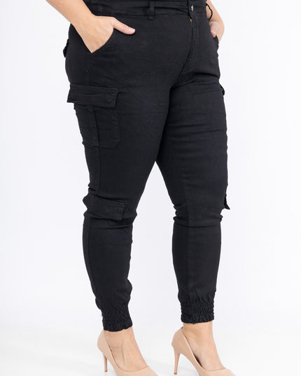Women's Straight Cargo Jeans with Multiple Pockets and Stretch