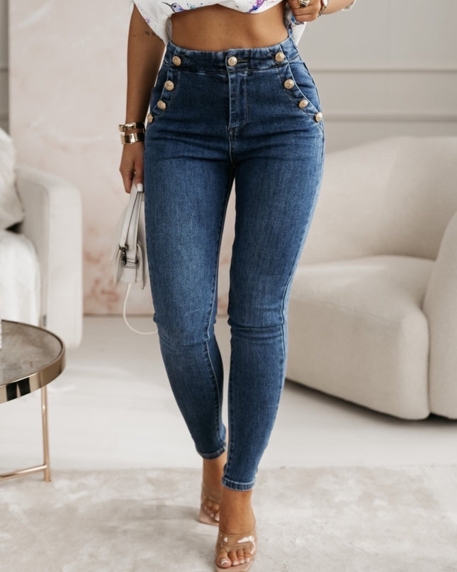 Skinny jeans with gold buttons