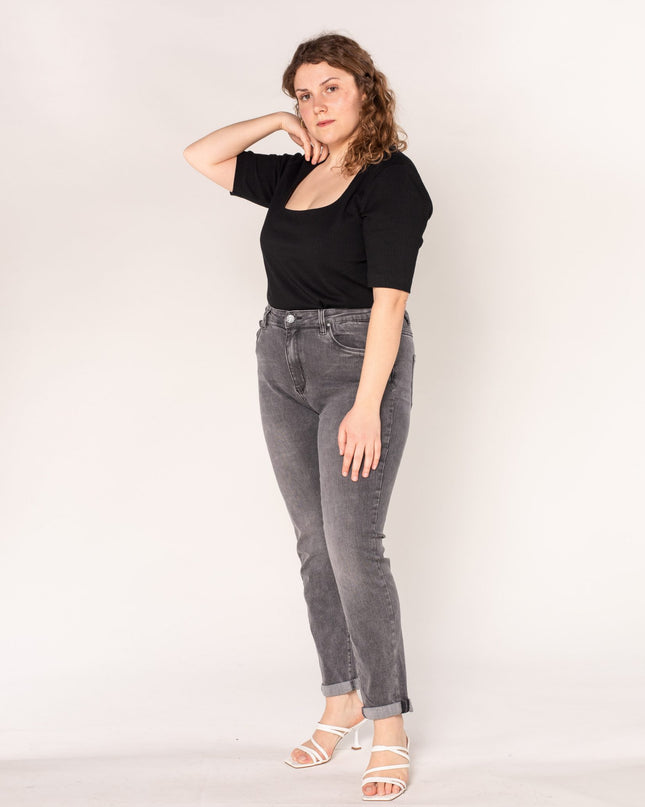 Wholesale Classic Grey High Waisted Plus Size Jeans