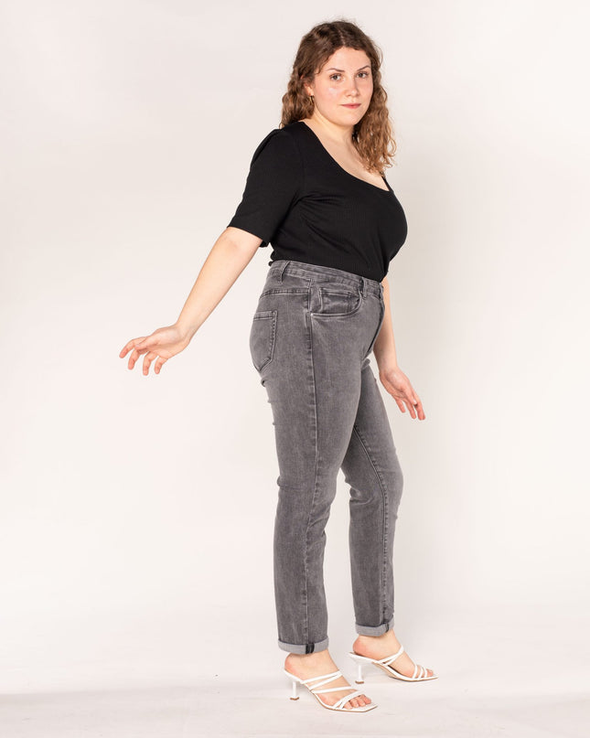 Wholesale Classic Grey High Waisted Plus Size Jeans
