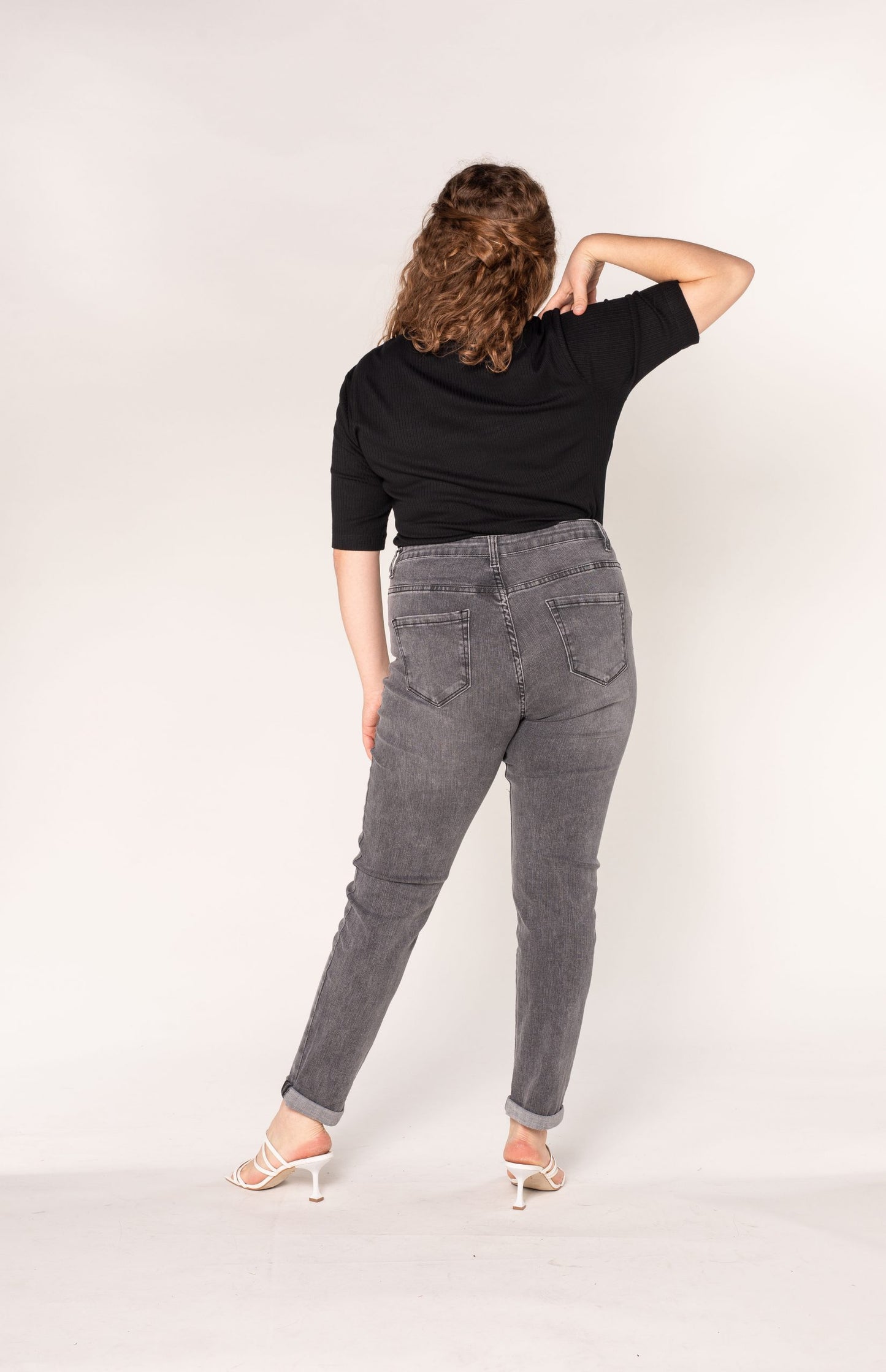 Wholesale Classic Grey High Waisted Plus Size Jeans