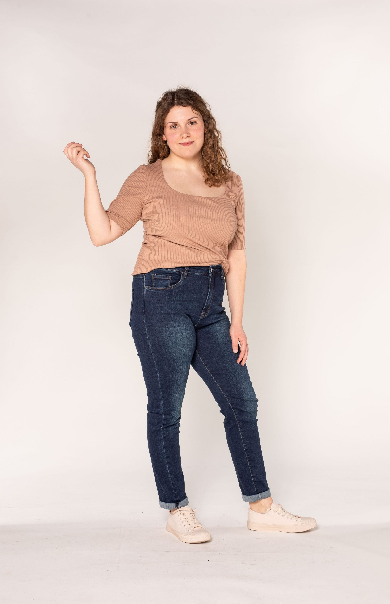 Wholesale Classic Dark Blue High Waisted Plus Size Jeans – Jeans