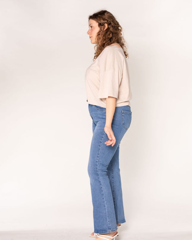 Wholesale Blue Flared High Waist Jeans Plus Size