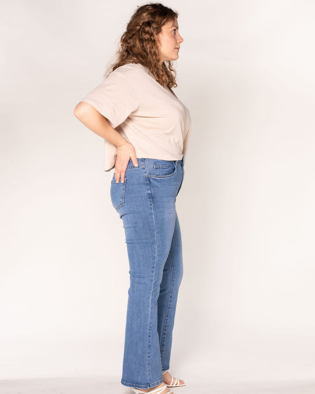 Wholesale Blue Flared High Waist Jeans Plus Size