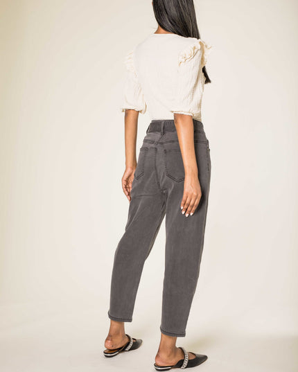 Wholesale Grey Large Jeans with Belt