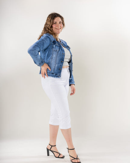 Wholesale Plus Size Blue Jeans Jacket with Fray Detail on the Collar